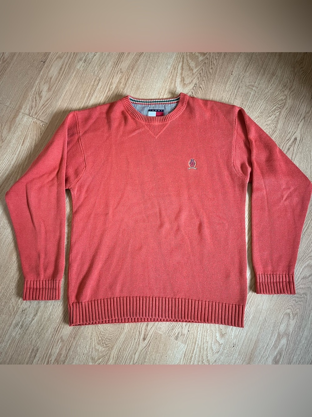 VTG Tommy Hilfiger Men's L Orange Cotton Knit Crewneck Pullover Sweater Crest